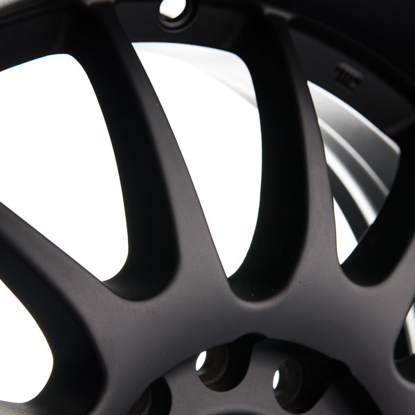 Player Black - 7x16, 4x100, 72.6, 38,