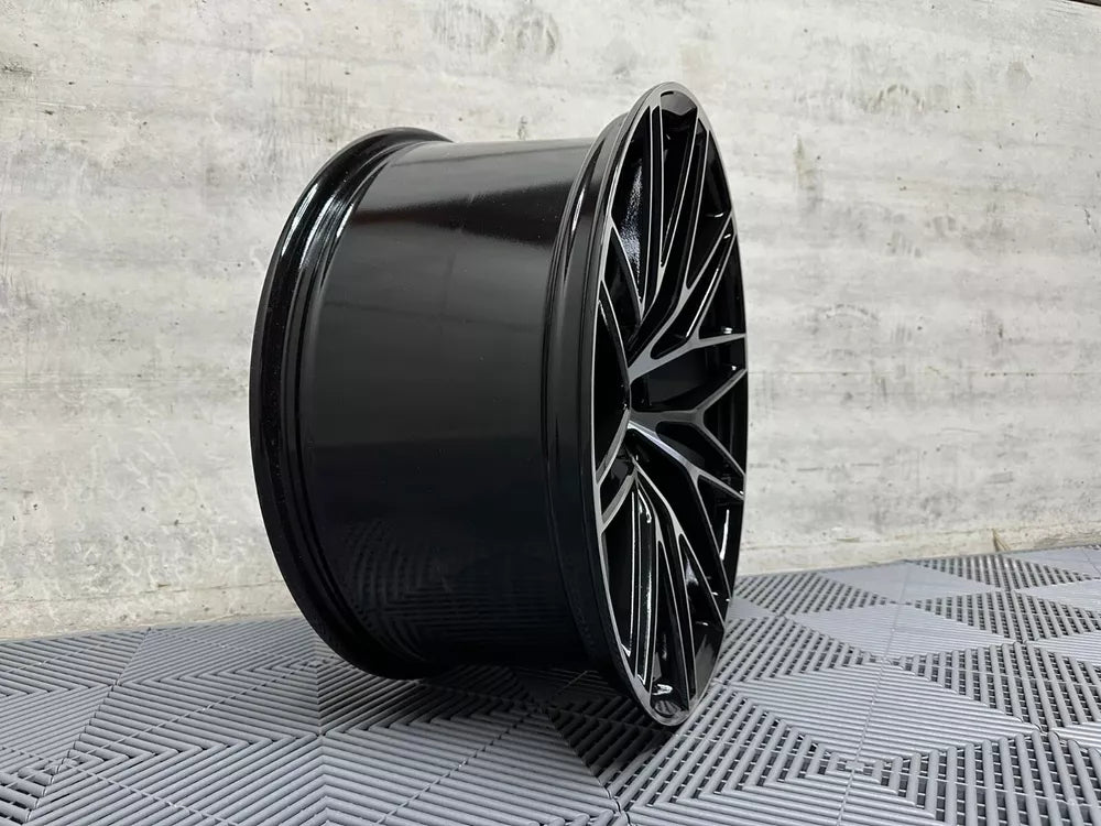 21" x4 New Porsche Macan Spyder Style Alloy Wheels Gloss Black Machined 9J 10J