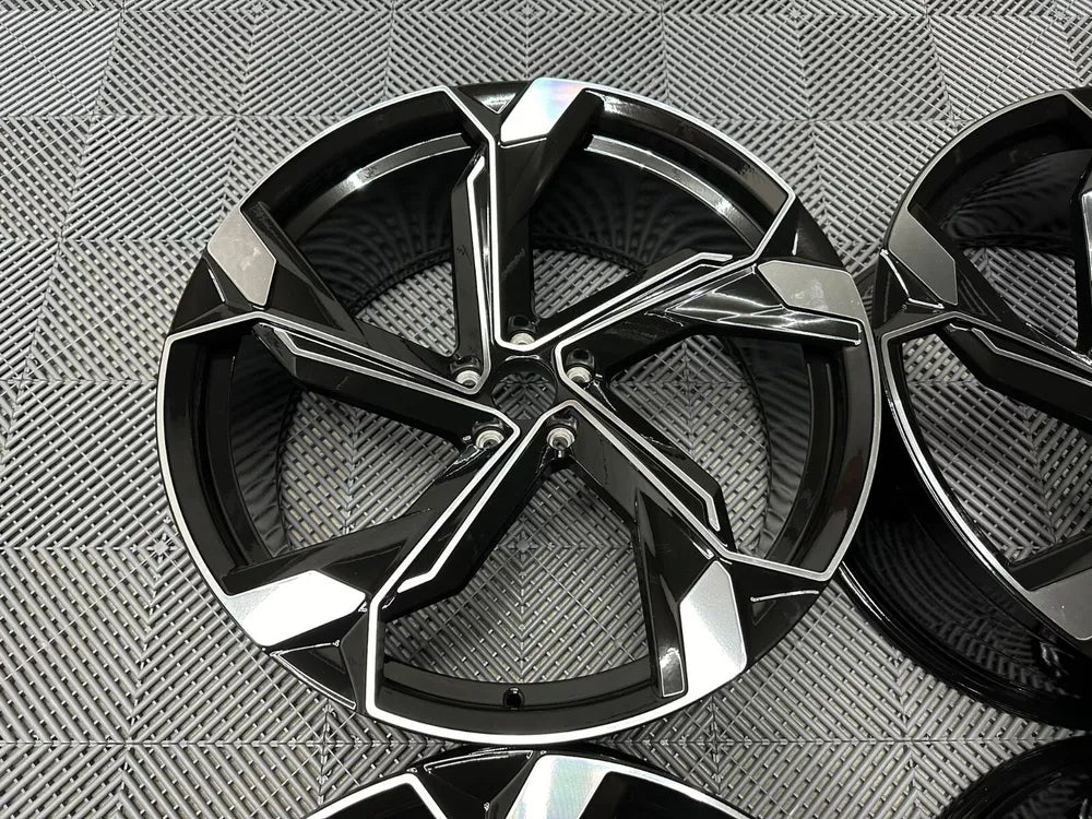Audi Q8 E-Tron - 9x20 5x112 et30