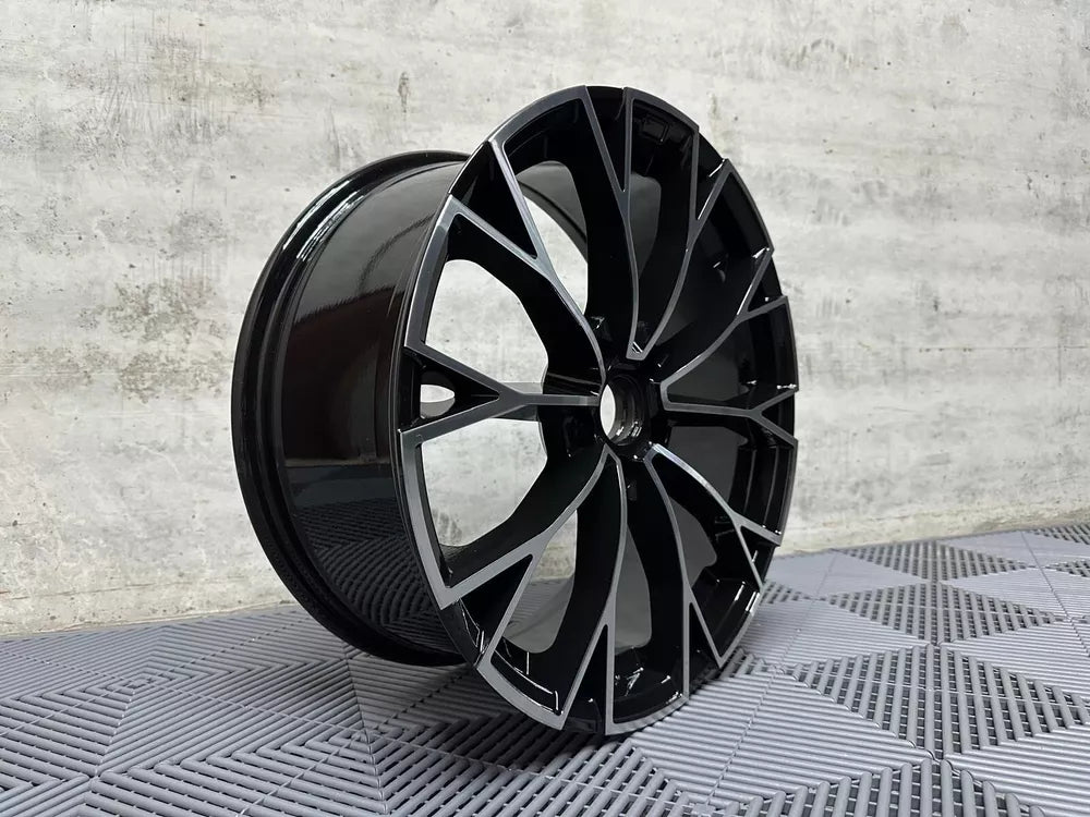 VW Golf R Warmenau - 8x19 5x112 et45