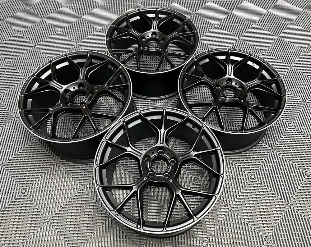 Mercedes AMG GT Style - 8x18,  5x112, et42 66.6