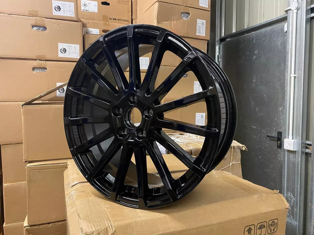 Ford Focus RS MK2 - 8x18 5x108 et45