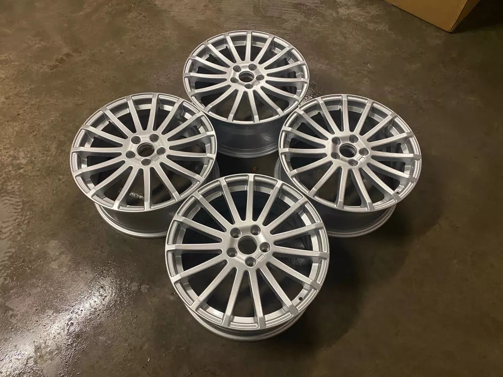 Ford Focus RS MK2 - 8x18 5x108 et45
