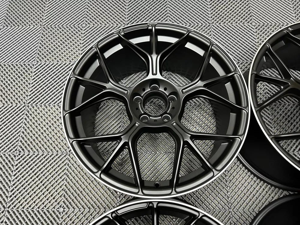 Mercedes AMG GT Style - 8x18,  5x112, et42 66.6